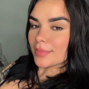 Meet your Posher, Francesca